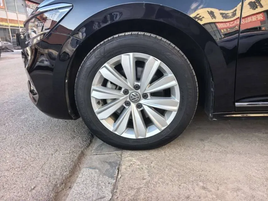 2019 Skoda Kodiak 2.0T 186HP L4 7DCT,autocango,china used car exporter,china ev exporter,chinese used car exporter,chinese used ev exporter