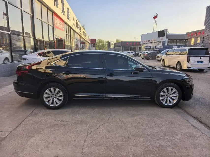 2019 Skoda Kodiak 2.0T 186HP L4 7DCT,autocango,china used car exporter,china ev exporter,chinese used car exporter,chinese used ev exporter