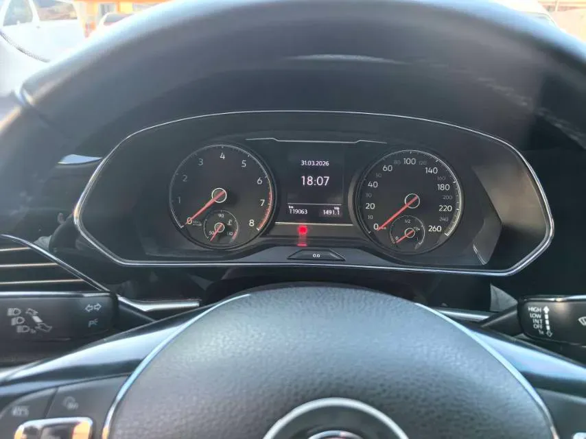 2019 Skoda Kodiak 2.0T 186HP L4 7DCT,autocango,china used car exporter,china ev exporter,chinese used car exporter,chinese used ev exporter