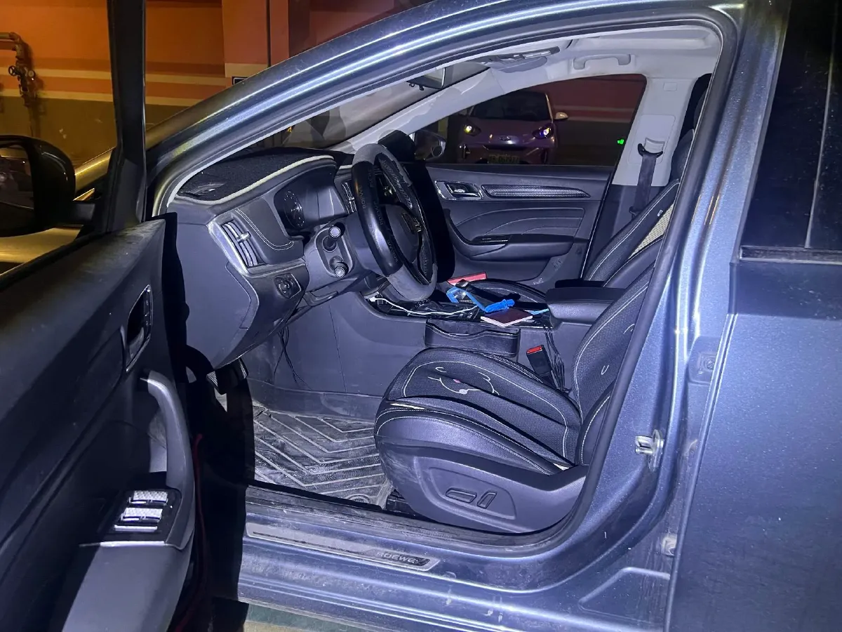 2018 HuangHai JiaoLong 2.4L 143HP L4 5AT,autocango,china used car exporter,china ev exporter,chinese used car exporter,chinese used ev exporter