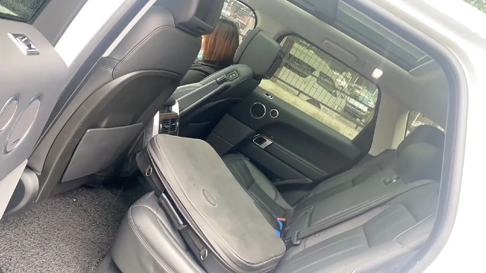 2018 Land Rover Range Rover Sport 2.0T 300HP L4 8AT PHEV 13.1KWH,autocango,china used car exporter,china ev exporter,chinese used car exporter,chinese used ev exporter