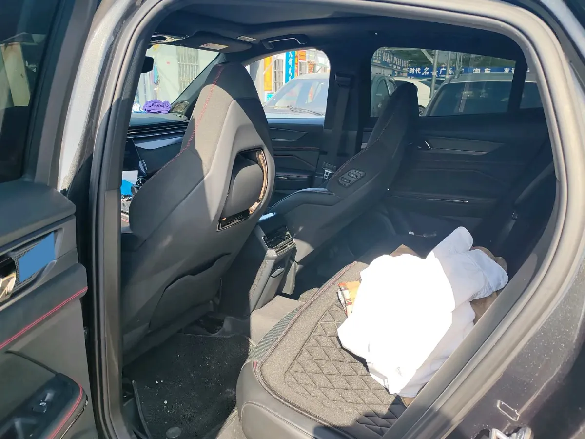 2022 LYNK&CO 05 2.0T 254HP L4 8AT,autocango,china used car exporter,china ev exporter,chinese used car exporter,chinese used ev exporter