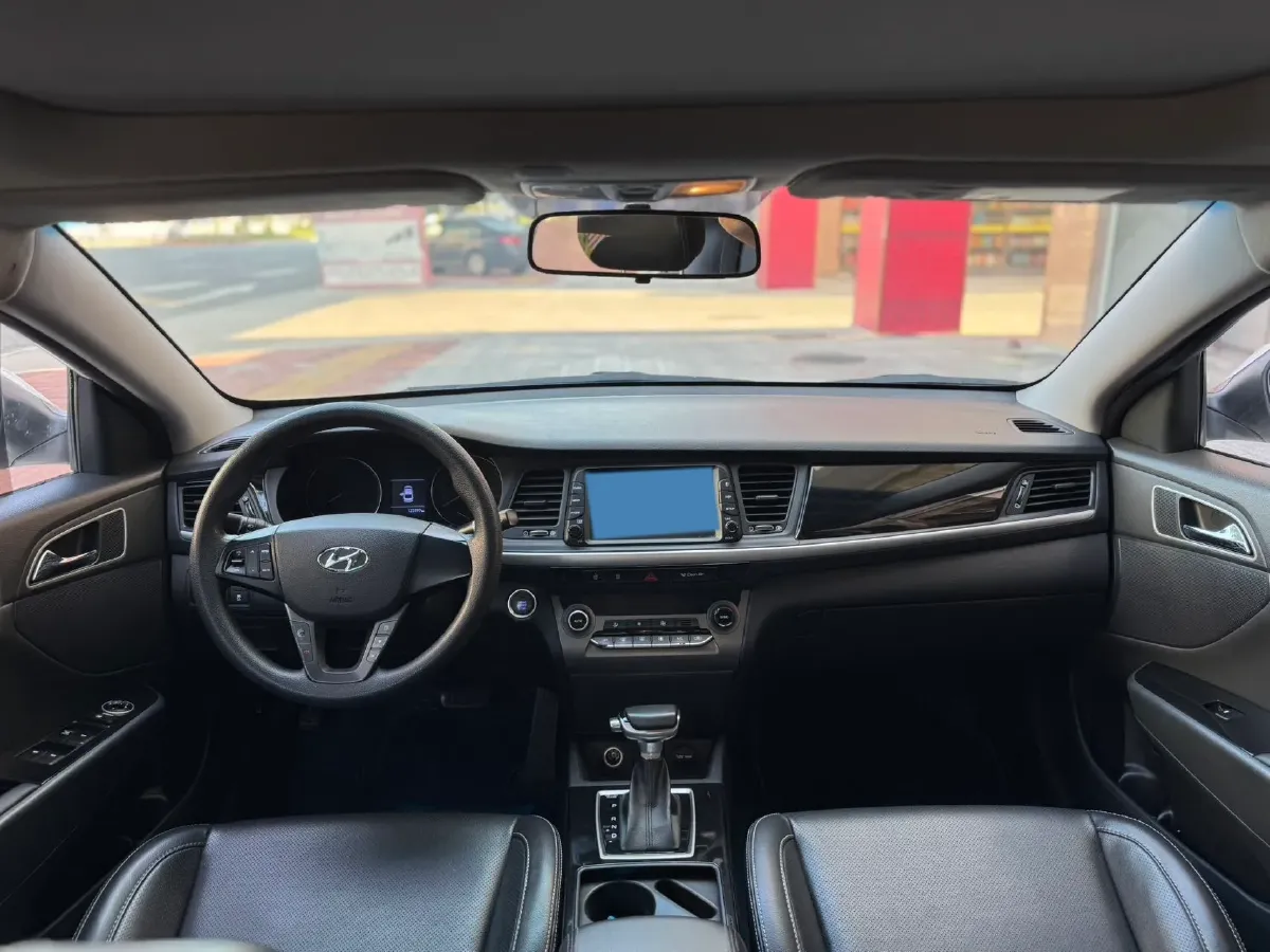 2017 Hyundai Mistra 1.6T 175HP L4 7DCT,autocango,china used car exporter,china ev exporter,chinese used car exporter,chinese used ev exporter