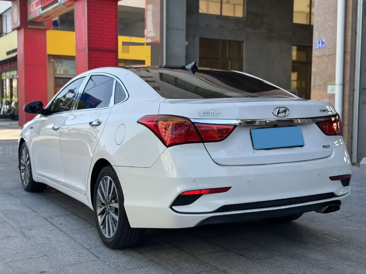 2017 Hyundai Mistra 1.6T 175HP L4 7DCT,autocango,china used car exporter,china ev exporter,chinese used car exporter,chinese used ev exporter