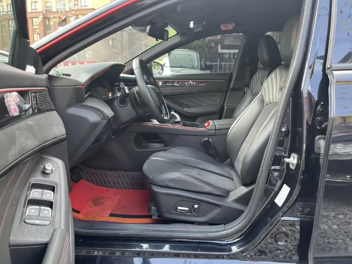 2021 DongFeng Aeolus YiXuan MAX 1.5T 190HP L4 7DCT,autocango,china used car exporter,china ev exporter,chinese used car exporter,chinese used ev exporter