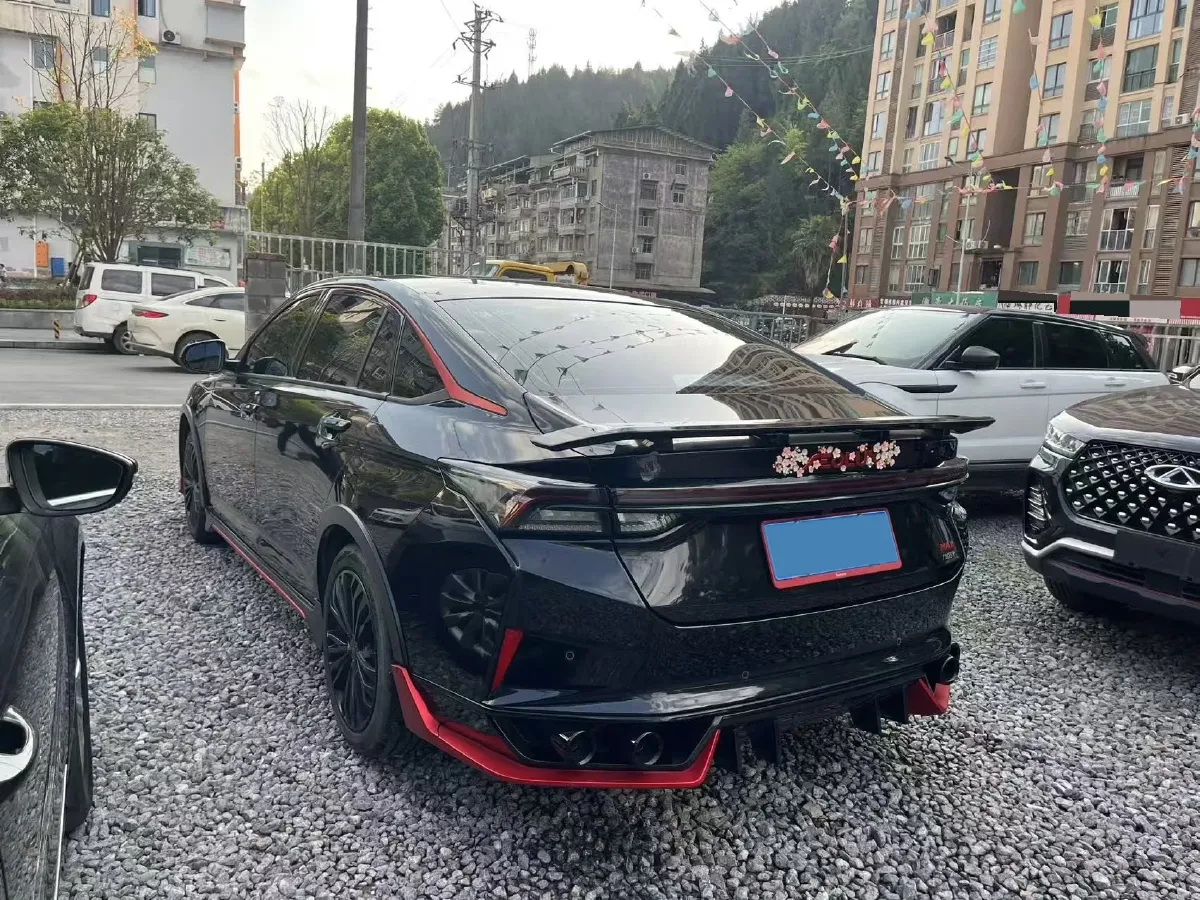 2021 DongFeng Aeolus YiXuan MAX 1.5T 190HP L4 7DCT,autocango,china used car exporter,china ev exporter,chinese used car exporter,chinese used ev exporter
