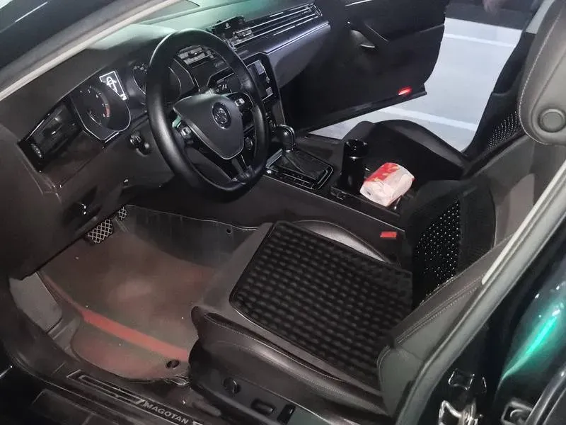 2018 Volkswagen Magotan 1.8T 180HP L4 7DCT,autocango,china used car exporter,china ev exporter,chinese used car exporter,chinese used ev exporter