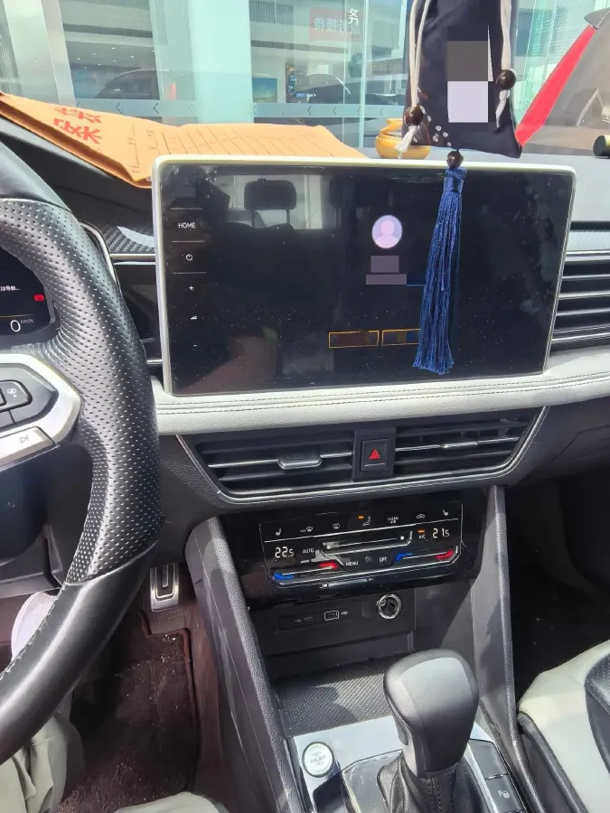 2024 Volkswagen Tiguan L 2.0T 186HP L4 7DCT,autocango,china used car exporter,china ev exporter,chinese used car exporter,chinese used ev exporter