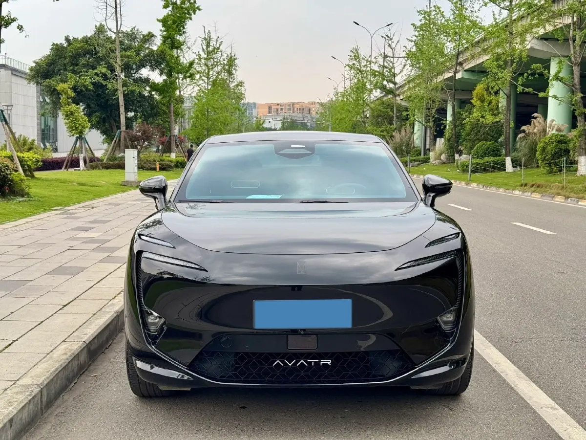 2025 Avatr 11 1.5T 156HP L4 REEV,autocango,china used car exporter,china ev exporter,chinese used car exporter,chinese used ev exporter