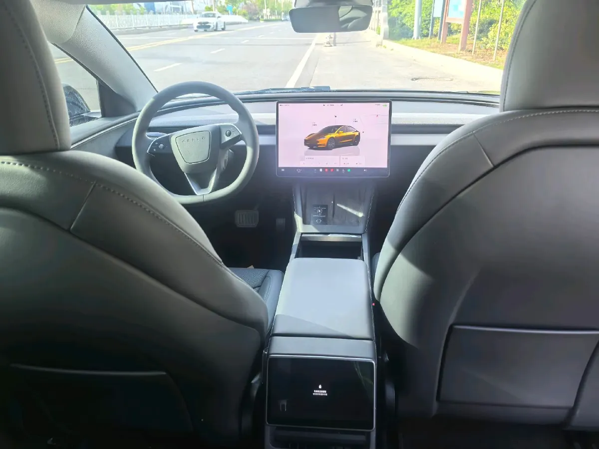 2025 Tesla Model 3 BEV,autocango,china used car exporter,china ev exporter,chinese used car exporter,chinese used ev exporter