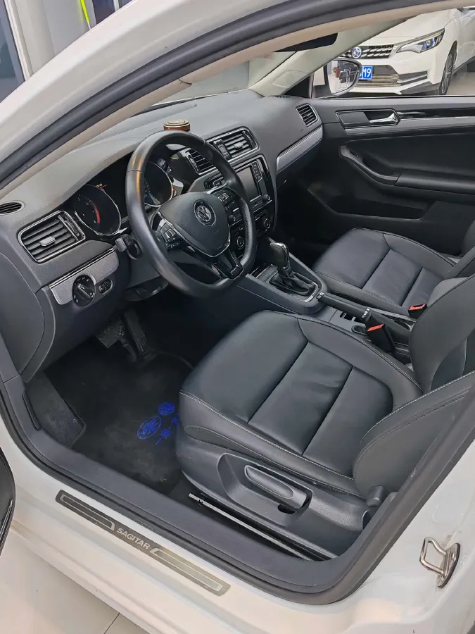 2018 Volkswagen Bora 1.4T 131HP L4 7DCT,autocango,china used car exporter,china ev exporter,chinese used car exporter,chinese used ev exporter