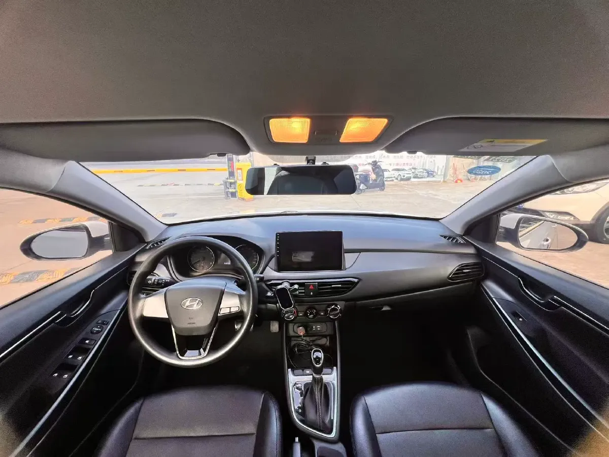 2020 Hyundai Celesta 1.6L 123HP L4 6AT,autocango,china used car exporter,china ev exporter,chinese used car exporter,chinese used ev exporter