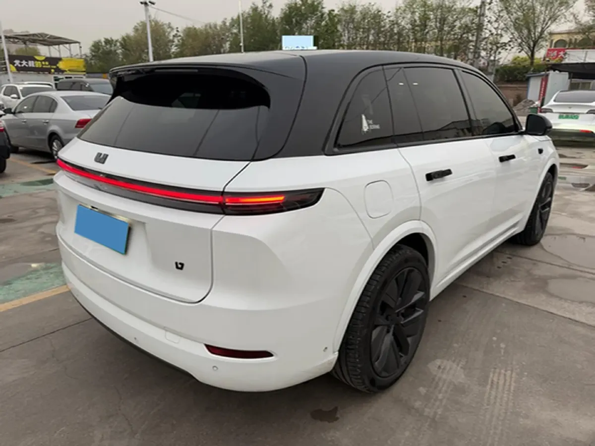 2024 Li L8 Range Extended 154HP REEV 42.8KWH,autocango,china used car exporter,china ev exporter,chinese used car exporter,chinese used ev exporter