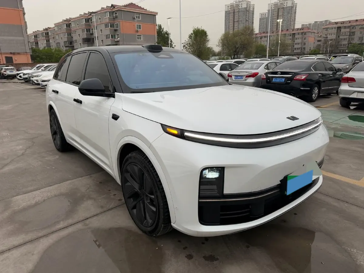2024 Li L8 Range Extended 154HP REEV 42.8KWH,autocango,china used car exporter,china ev exporter,chinese used car exporter,chinese used ev exporter