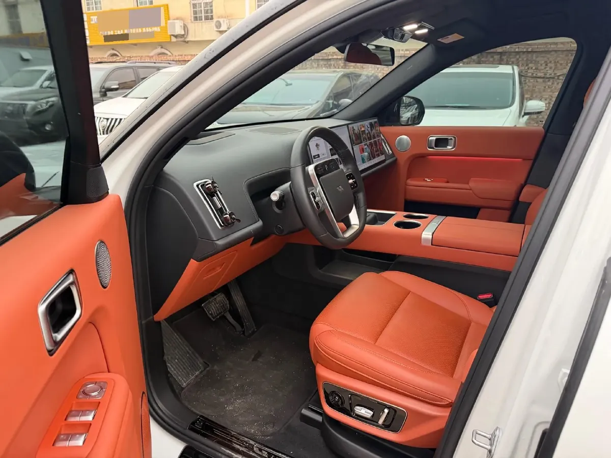 2024 Li L8 Range Extended 154HP REEV 42.8KWH,autocango,china used car exporter,china ev exporter,chinese used car exporter,chinese used ev exporter