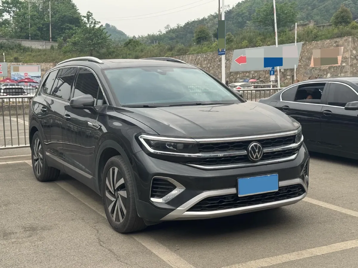 2021 Volkswagen Talagon 2.0T 220HP L4 7DCT,autocango,china used car exporter,china ev exporter,chinese used car exporter,chinese used ev exporter