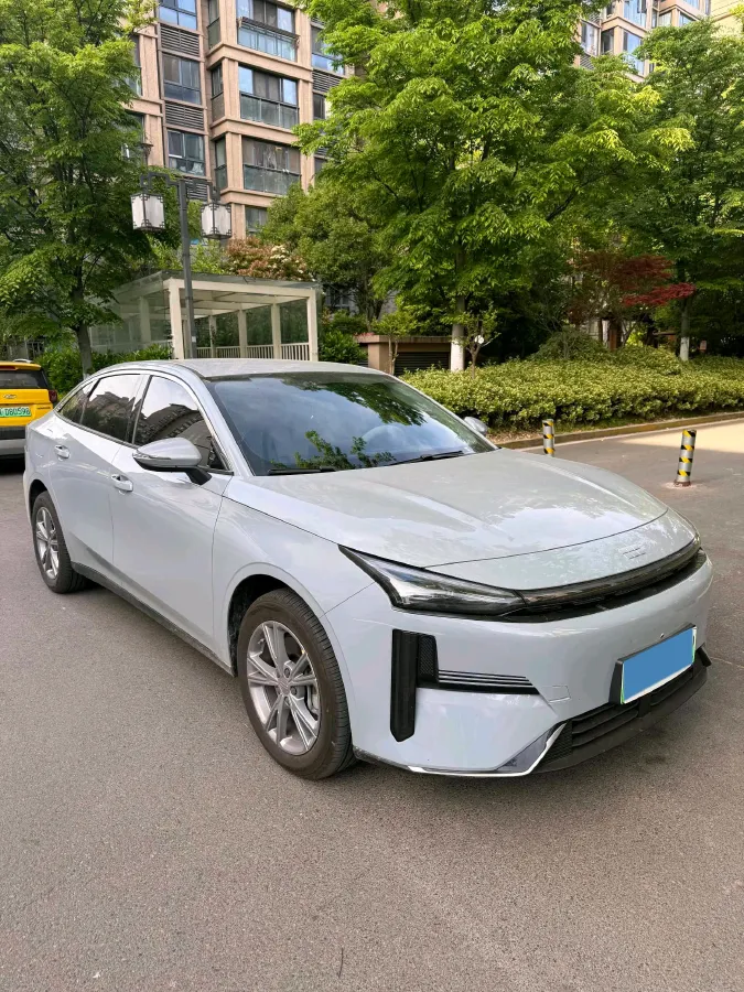 2025 Geely Galaxy A7 1.5L 112HP L4 1DHT PHEV,autocango,china used car exporter,china ev exporter,chinese used car exporter,chinese used ev exporter