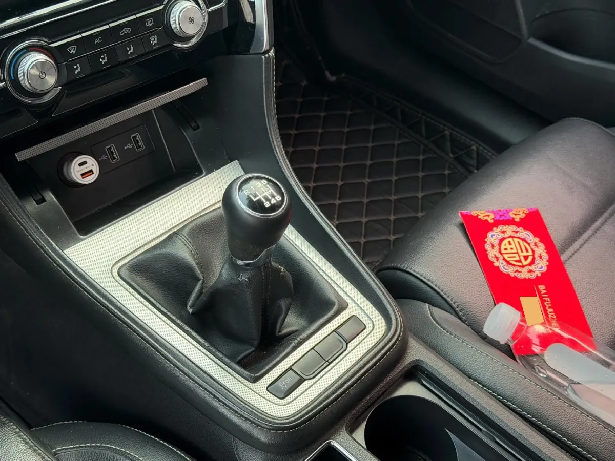 2017 MG MG6 1.5T 169HP L4 6MT,autocango,china used car exporter,china ev exporter,chinese used car exporter,chinese used ev exporter