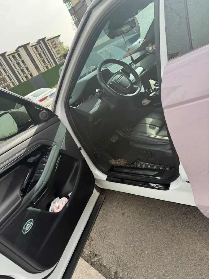 2020 Land Rover Range Rover Evoque 2.0T 249HP L4 9AT,autocango,china used car exporter,china ev exporter,chinese used car exporter,chinese used ev exporter