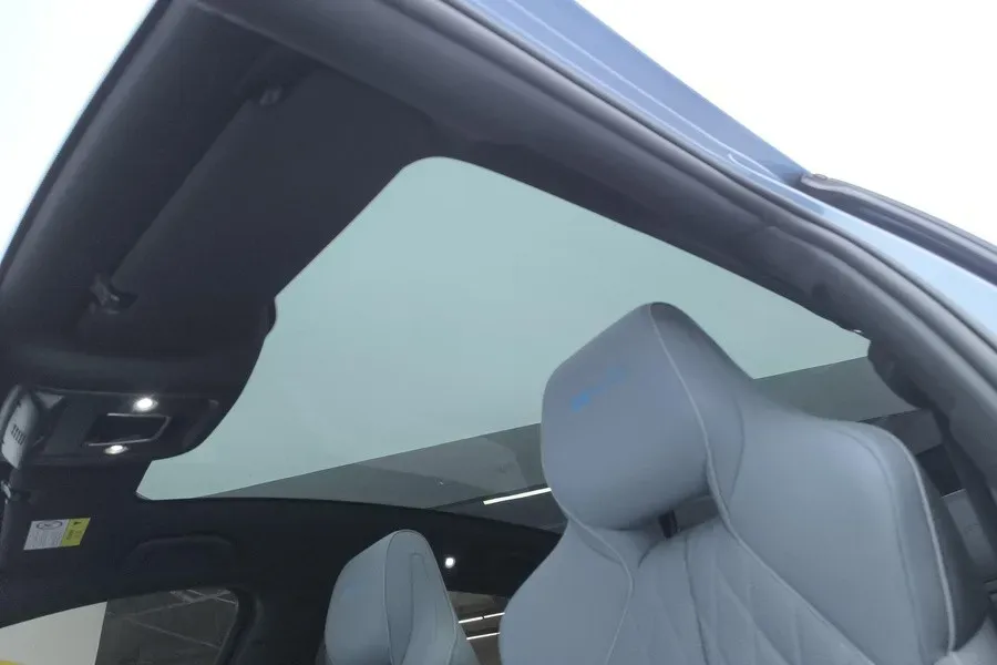 2022 MAXUS DaJia 5 BEV 70KWH,autocango,china used car exporter,china ev exporter,chinese used car exporter,chinese used ev exporter