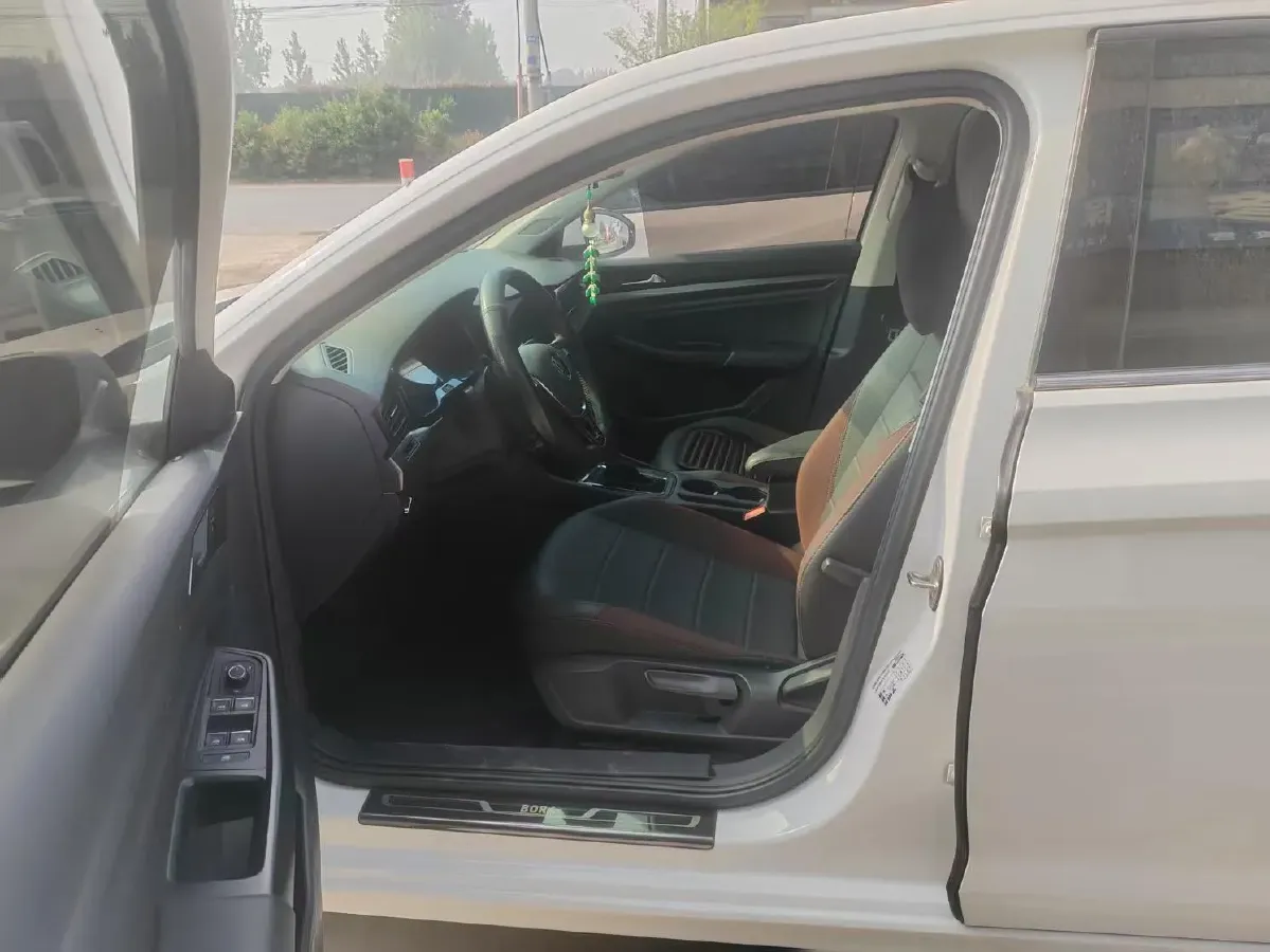 2021 Volkswagen Bora 1.5L 113HP L4 6AT,autocango,china used car exporter,china ev exporter,chinese used car exporter,chinese used ev exporter