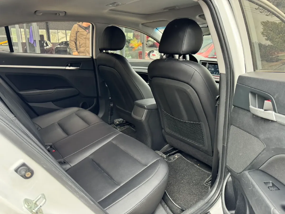 2016 Hyundai Elantra 1.6L 130HP L4 6AT,autocango,china used car exporter,china ev exporter,chinese used car exporter,chinese used ev exporter