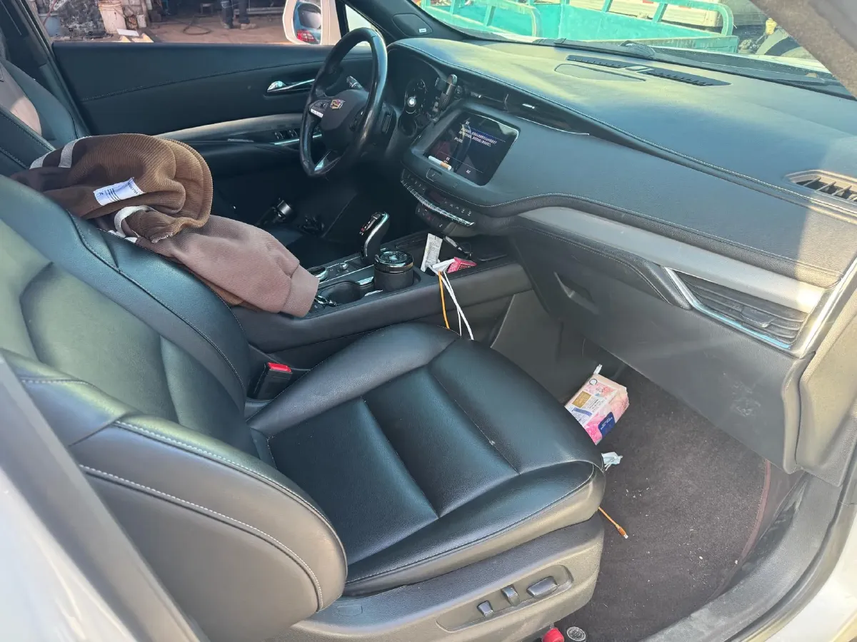 2020 Cadillac XT4 2.0T 241HP L4 9AT,autocango,china used car exporter,china ev exporter,chinese used car exporter,chinese used ev exporter