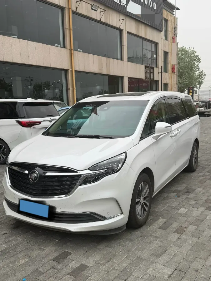 2022 Buick GL8 2.0T 237HP L4 9AT,autocango,china used car exporter,china ev exporter,chinese used car exporter,chinese used ev exporter