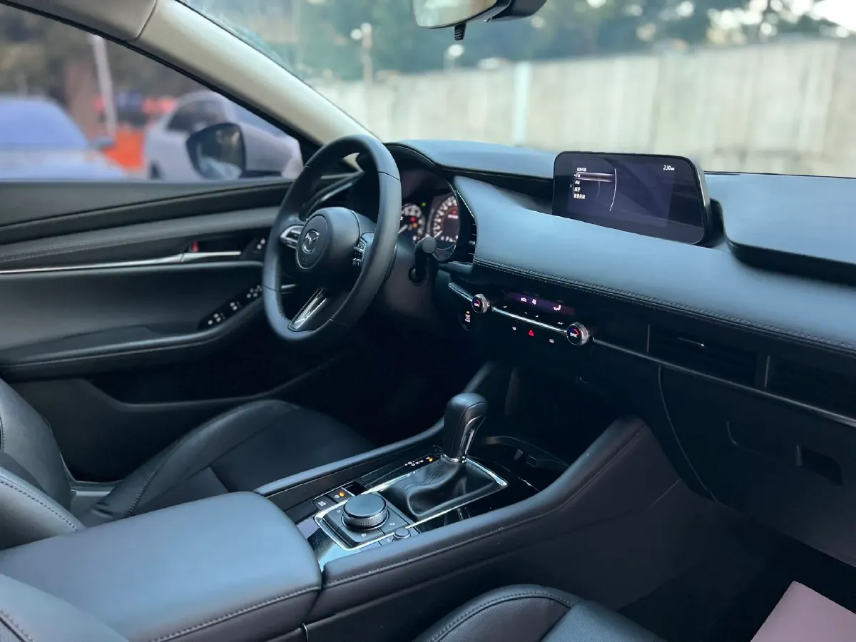 2022 Mazda 3 Axela 2.0L 158HP L4 6AT,autocango,china used car exporter,china ev exporter,chinese used car exporter,chinese used ev exporter