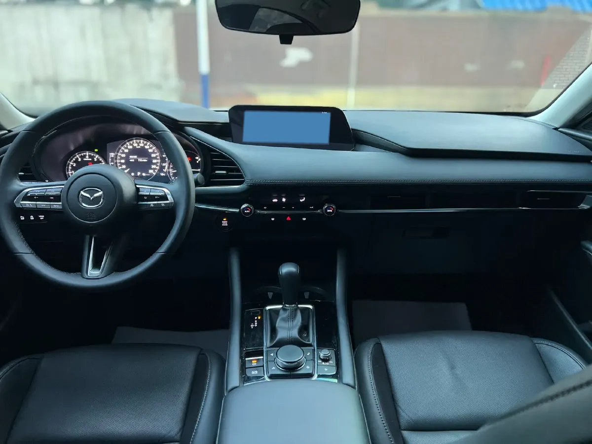 2022 Mazda 3 Axela 2.0L 158HP L4 6AT,autocango,china used car exporter,china ev exporter,chinese used car exporter,chinese used ev exporter