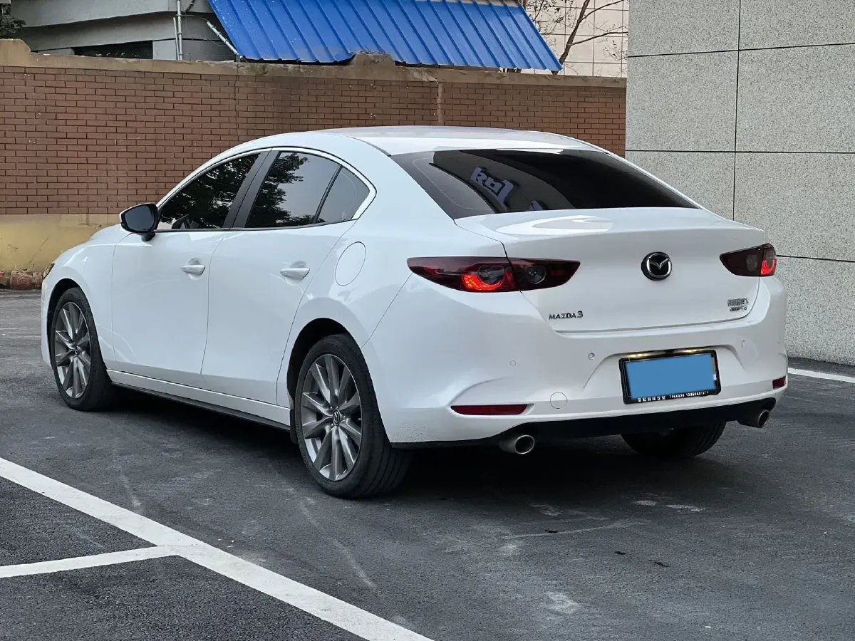 2022 Mazda 3 Axela 2.0L 158HP L4 6AT,autocango,china used car exporter,china ev exporter,chinese used car exporter,chinese used ev exporter