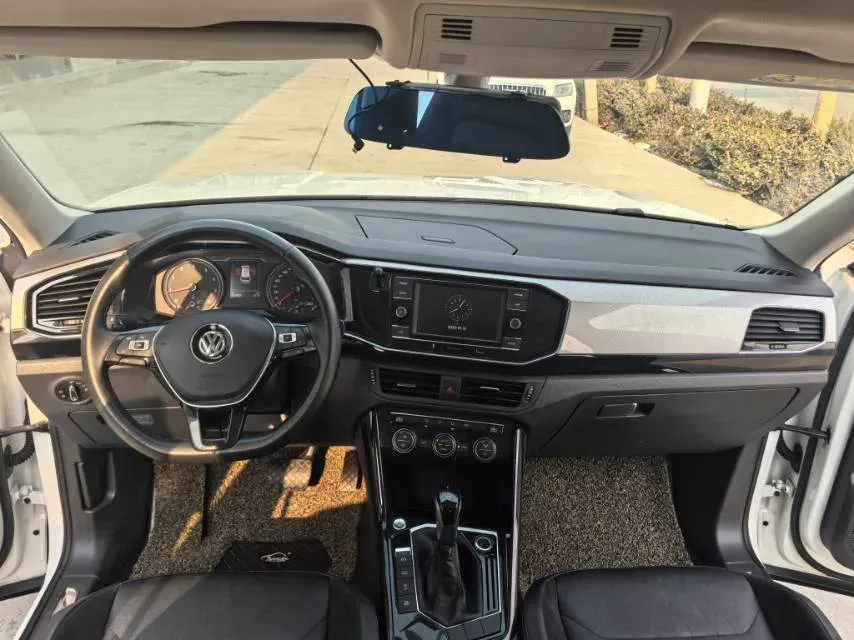 2019 Jeep Cherokee 2.0T 234HP L4 9AT,autocango,china used car exporter,china ev exporter,chinese used car exporter,chinese used ev exporter