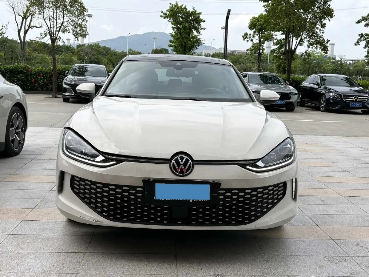 2022 Exceed TXL 2.0T 261HP L4 7DCT,autocango,china used car exporter,china ev exporter,chinese used car exporter,chinese used ev exporter