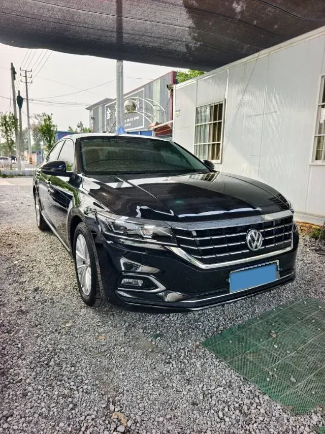 2020 Volkswagen Passat 2.0T 186HP L4 7DCT,autocango,china used car exporter,china ev exporter,chinese used car exporter,chinese used ev exporter