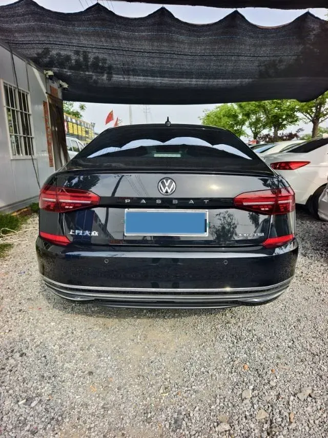 2020 Volkswagen Passat 2.0T 186HP L4 7DCT,autocango,china used car exporter,china ev exporter,chinese used car exporter,chinese used ev exporter