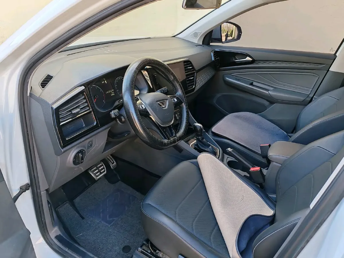 2019 Jetta VS5 1.4T 150HP L4 6AT,autocango,china used car exporter,china ev exporter,chinese used car exporter,chinese used ev exporter