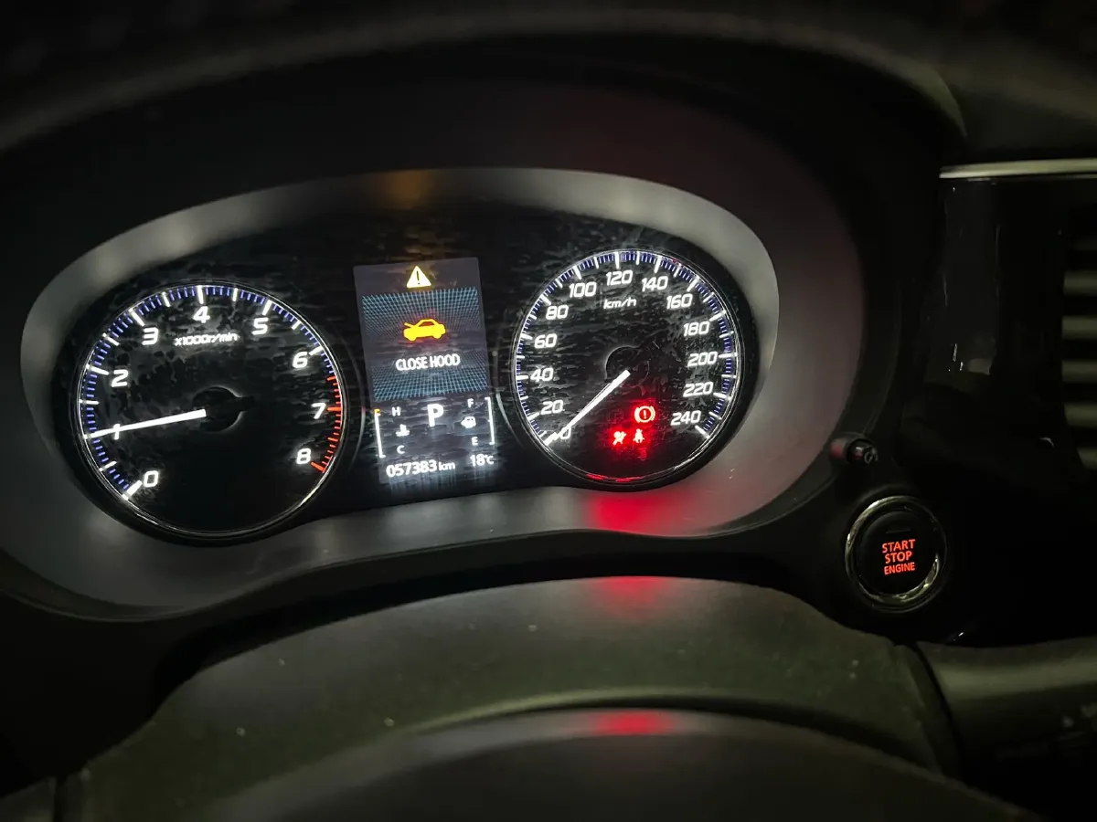 2020 Mitsubishi Outlander 2.0L 166HP L4 CVT,autocango,china used car exporter,china ev exporter,chinese used car exporter,chinese used ev exporter