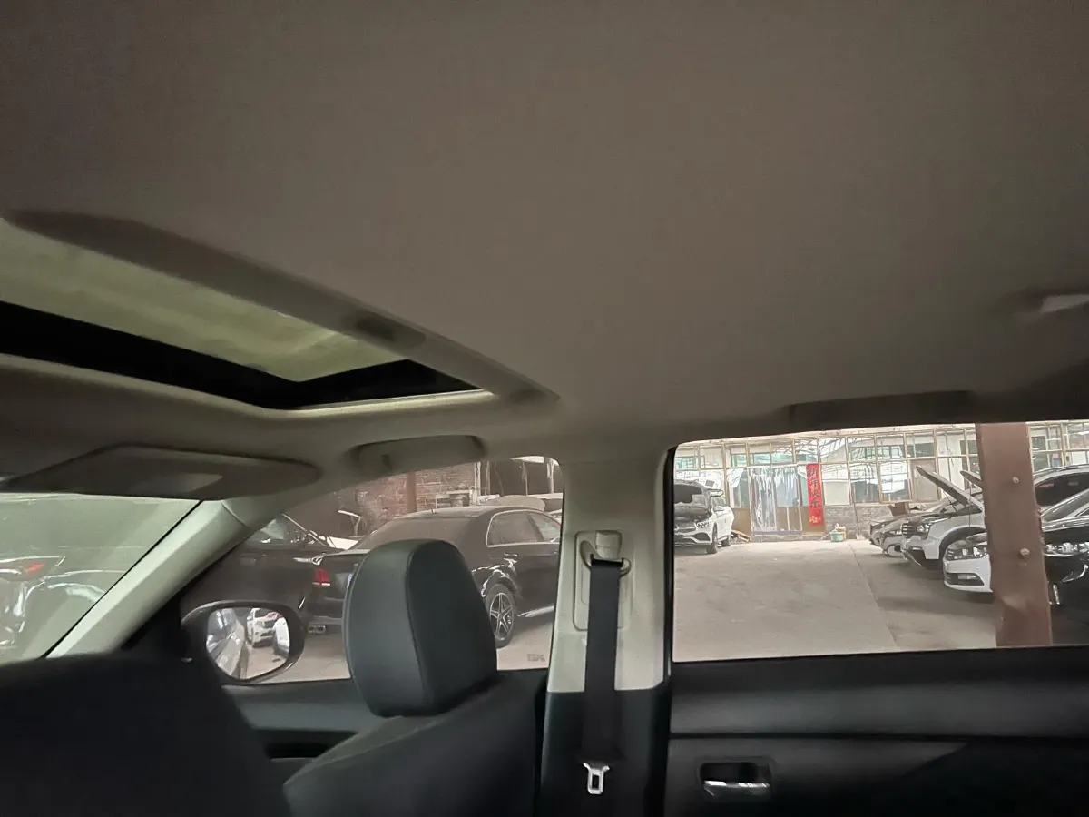 2020 Mitsubishi Outlander 2.0L 166HP L4 CVT,autocango,china used car exporter,china ev exporter,chinese used car exporter,chinese used ev exporter