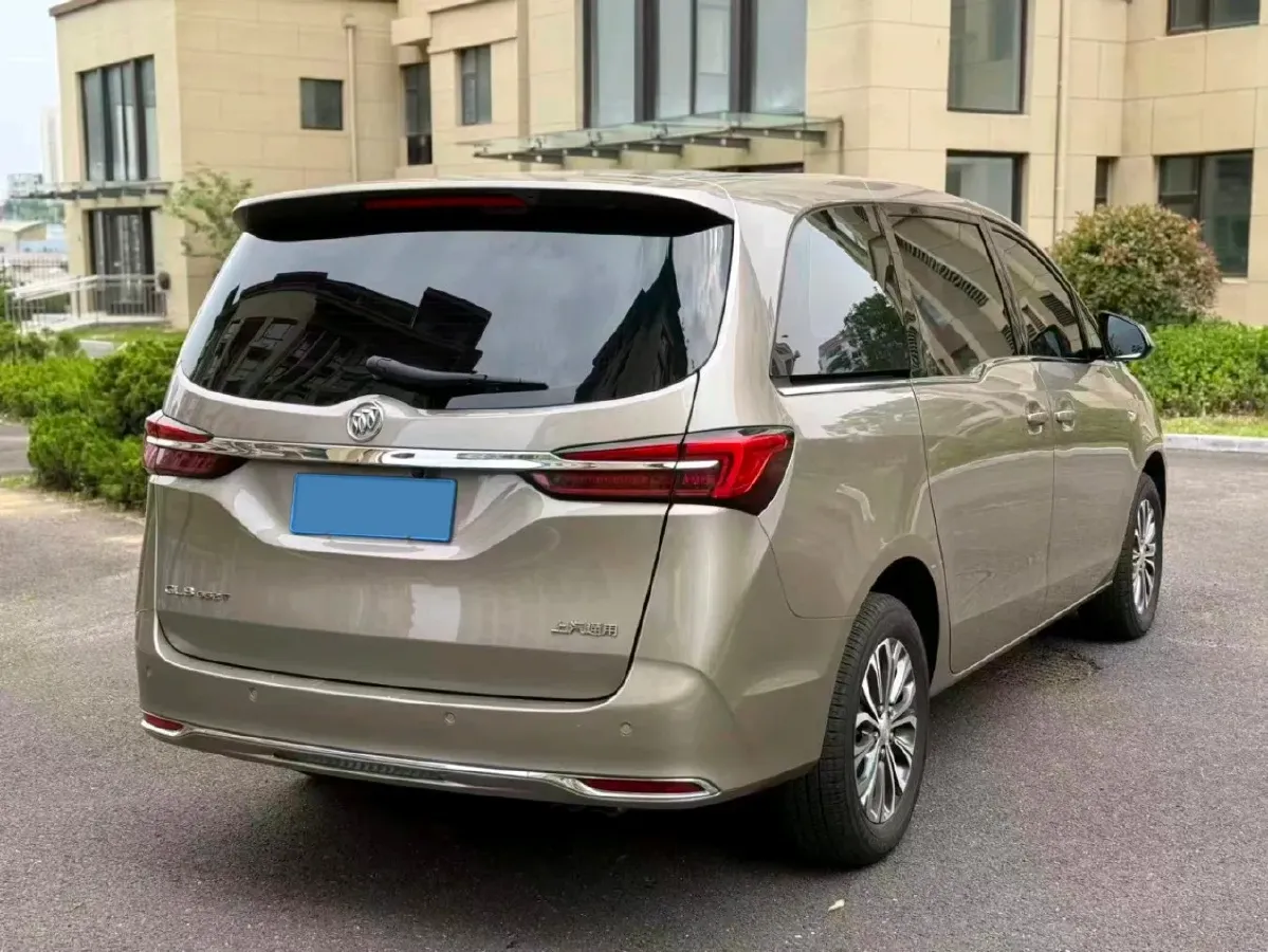 2022 Buick GL8 2.0T 237HP L4 9AT,autocango,china used car exporter,china ev exporter,chinese used car exporter,chinese used ev exporter
