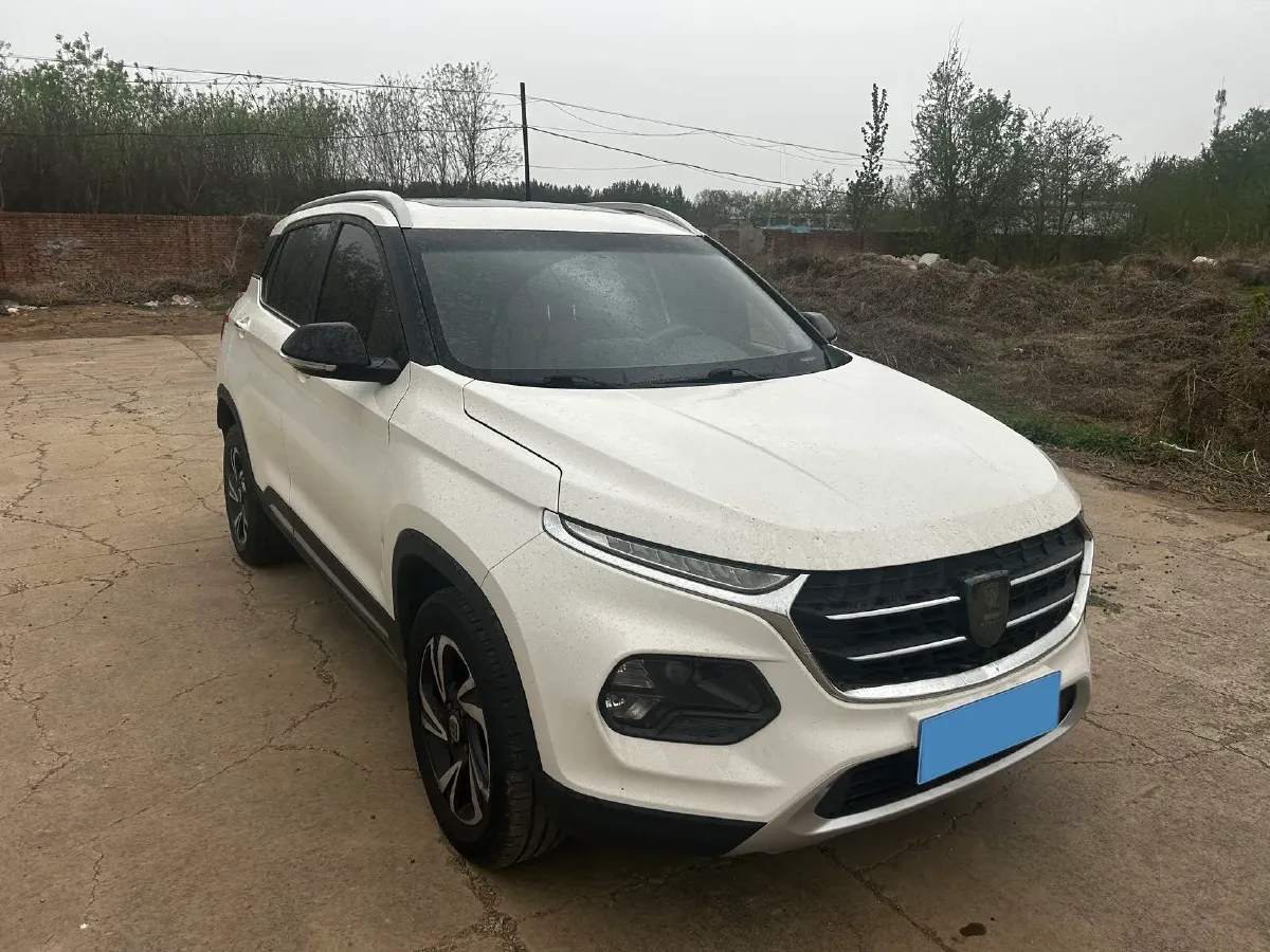 2017 HaiMa S5 Young Edition 1.6L 122HP L4 5MT,autocango,china used car exporter,china ev exporter,chinese used car exporter,chinese used ev exporter