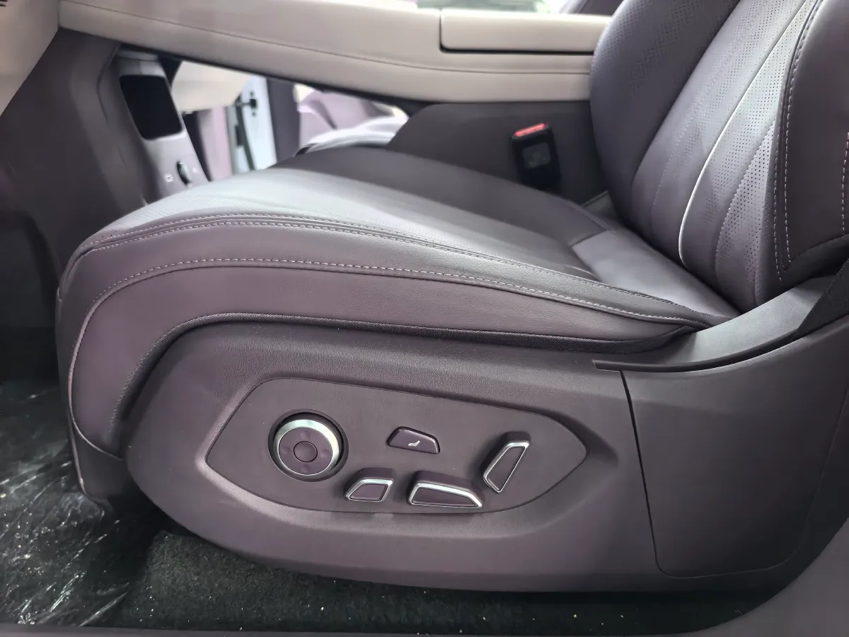 2026 Deepal S07 REEV 98HP REEV,autocango,china used car exporter,china ev exporter,chinese used car exporter,chinese used ev exporter