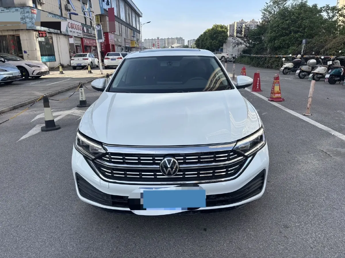 2025 Volkswagen Sagitar 1.5T 160HP L4 7DCT,autocango,china used car exporter,china ev exporter,chinese used car exporter,chinese used ev exporter