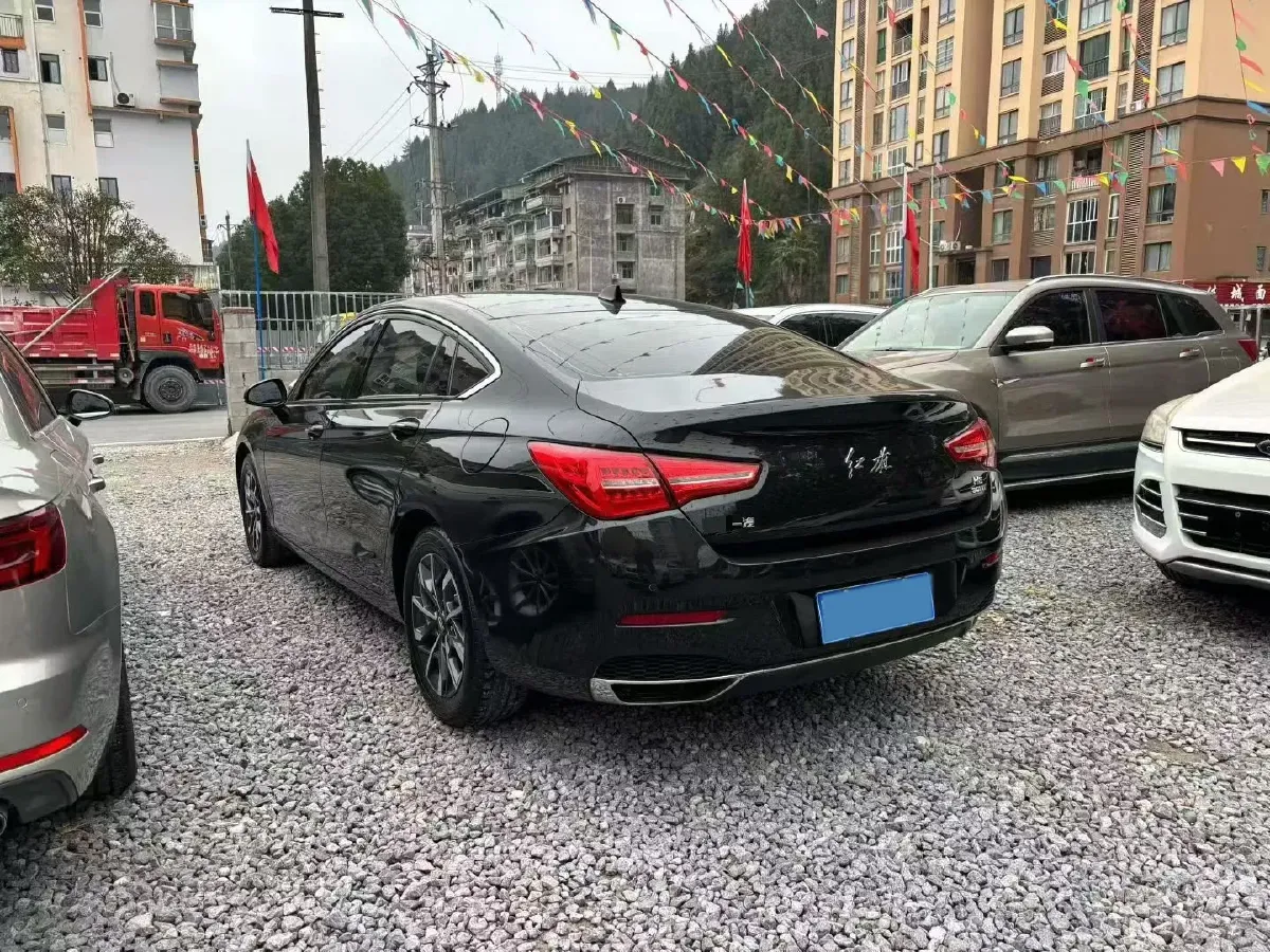 2020 HongQi H5 1.5T 169HP L4 7DCT,autocango,china used car exporter,china ev exporter,chinese used car exporter,chinese used ev exporter