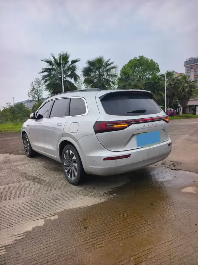 2024 AITO AITO M7 1.5T 152HP L4 REEV 40KWH,autocango,china used car exporter,china ev exporter,chinese used car exporter,chinese used ev exporter