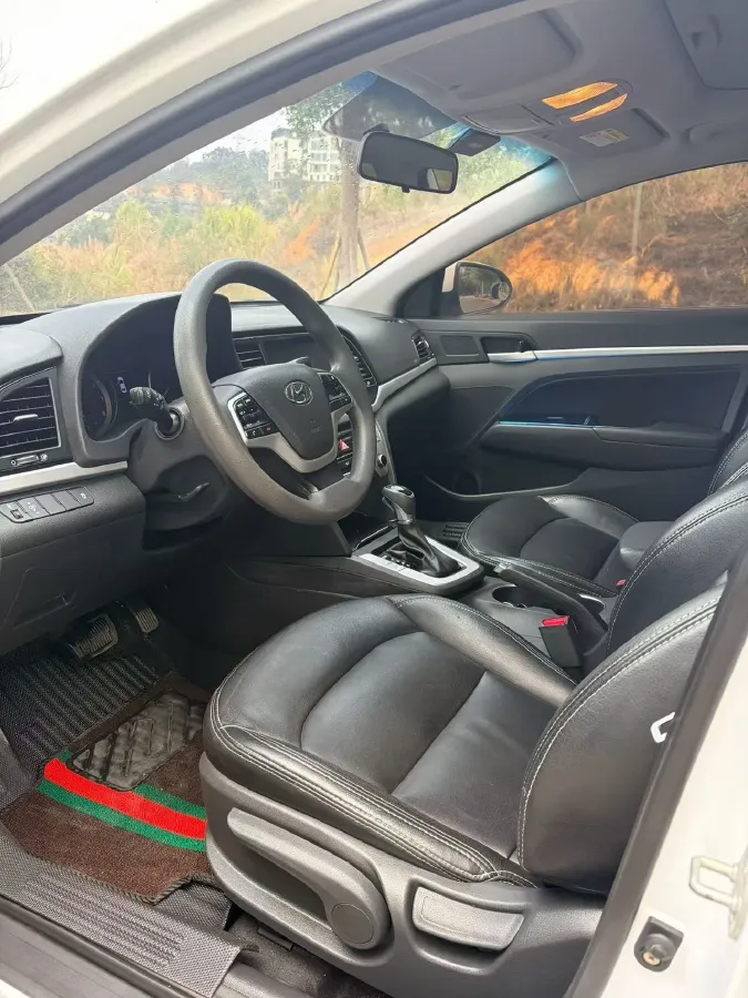 2016 Hyundai Elantra 1.6L 130HP L4 6AT,autocango,china used car exporter,china ev exporter,chinese used car exporter,chinese used ev exporter