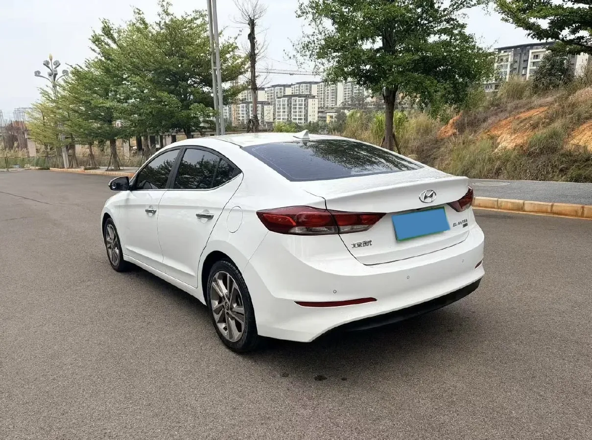 2016 Hyundai Elantra 1.6L 130HP L4 6AT,autocango,china used car exporter,china ev exporter,chinese used car exporter,chinese used ev exporter