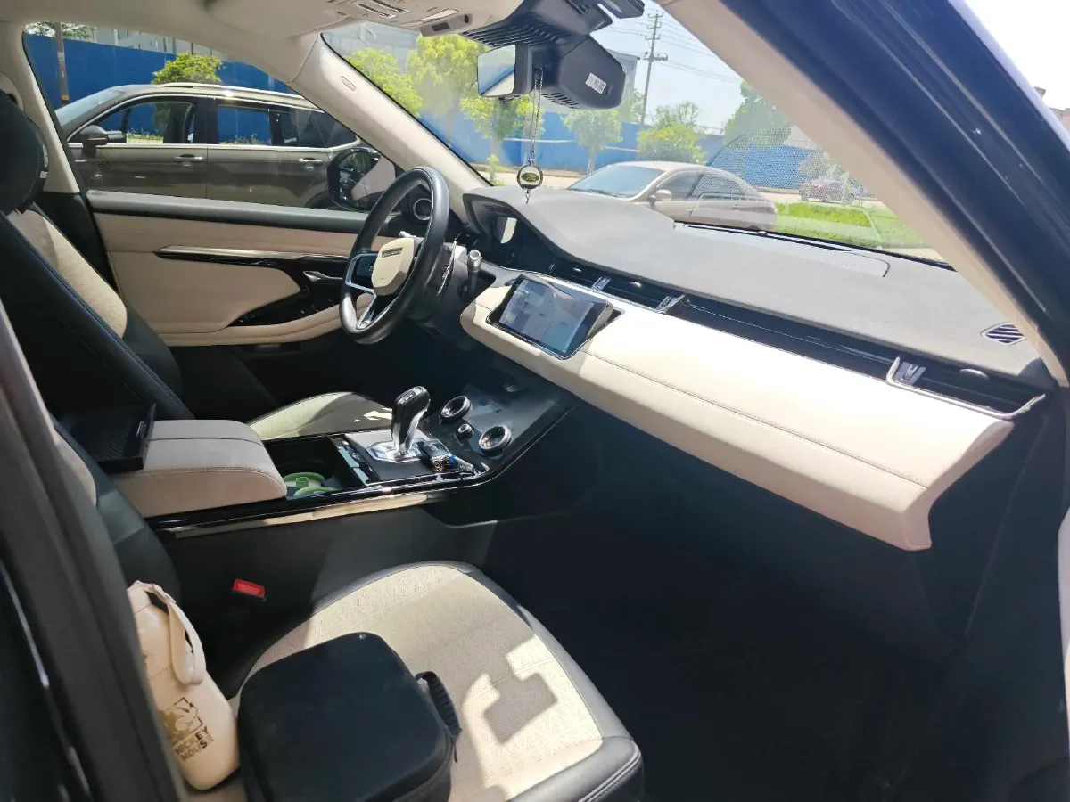 2022 Land Rover Range Rover Evoque 2.0T 249HP L4 9AT,autocango,china used car exporter,china ev exporter,chinese used car exporter,chinese used ev exporter