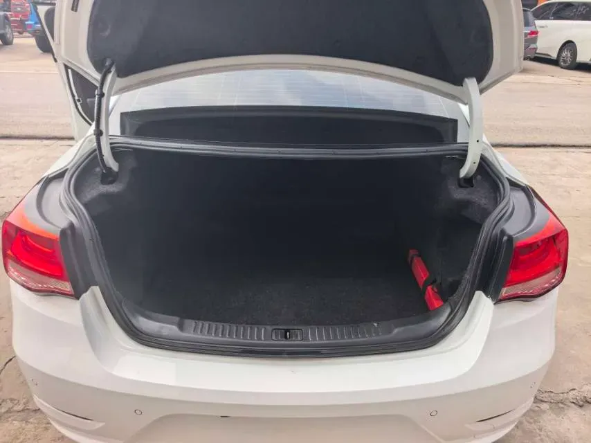 2018 Chevrolet Malibu 1.5T 170HP L4 6AT,autocango,china used car exporter,china ev exporter,chinese used car exporter,chinese used ev exporter