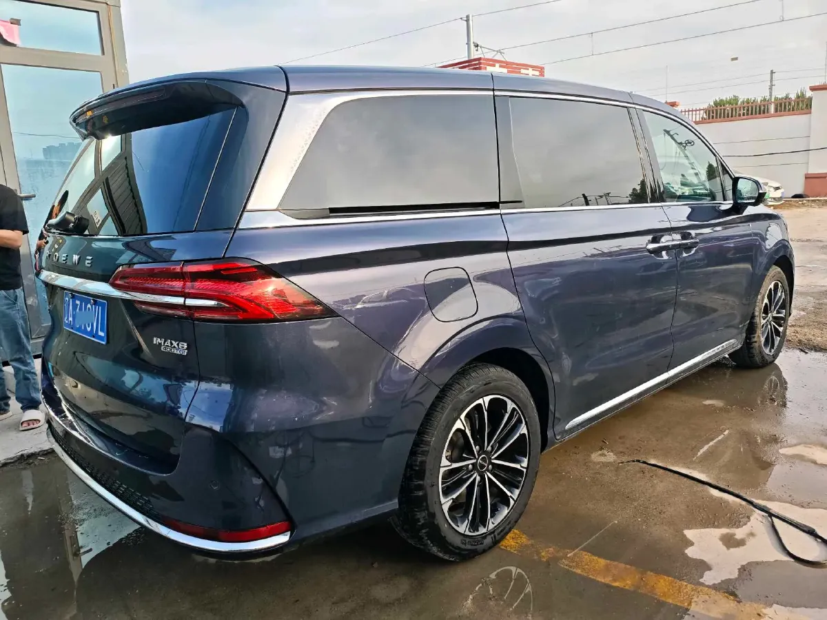 2022 Roewe iMAX8 2.0T 234HP L4 8AT,autocango,china used car exporter,china ev exporter,chinese used car exporter,chinese used ev exporter