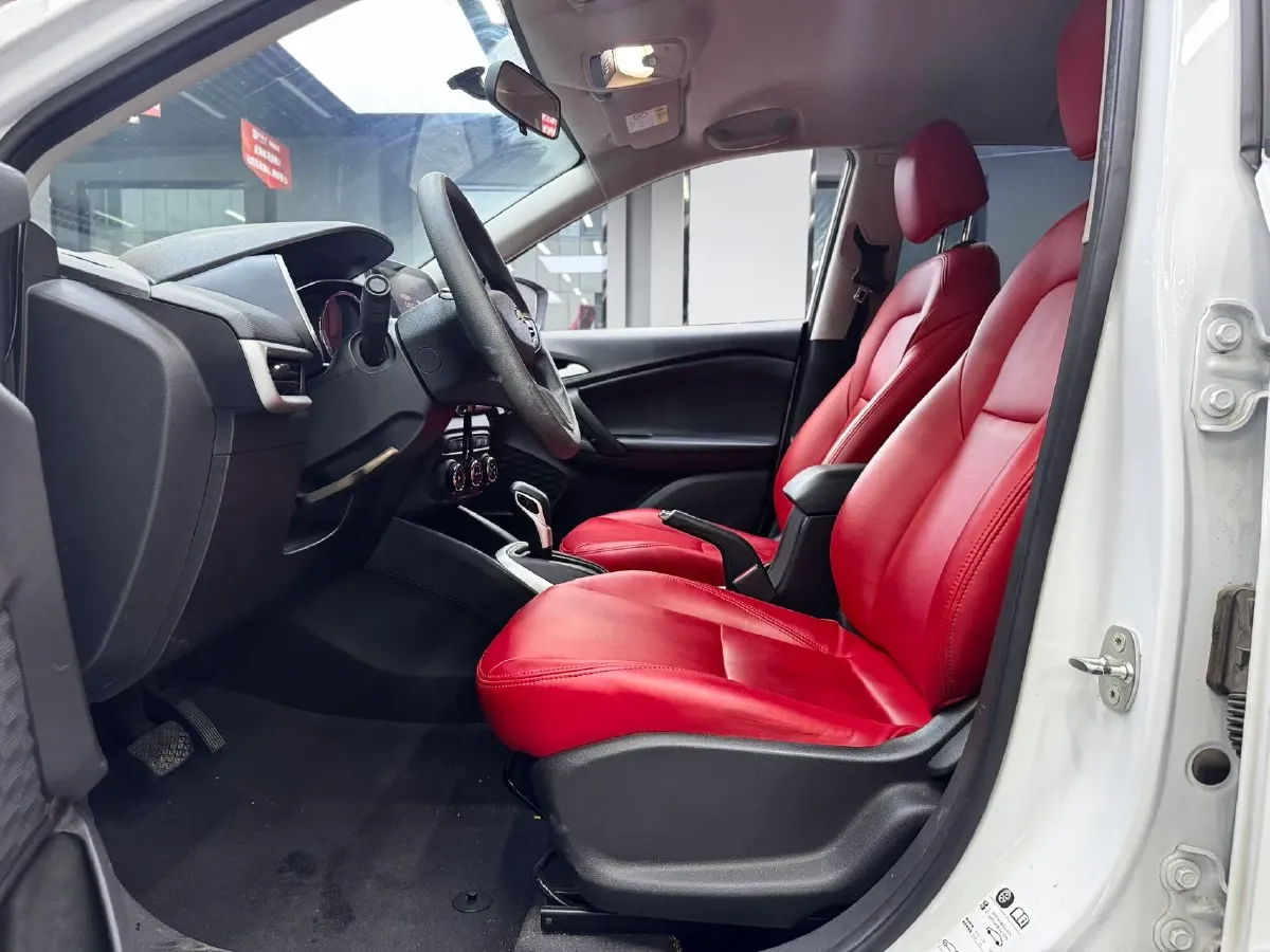 2019 Chevrolet Trax 1.0T 125HP L3 6AT,autocango,china used car exporter,china ev exporter,chinese used car exporter,chinese used ev exporter